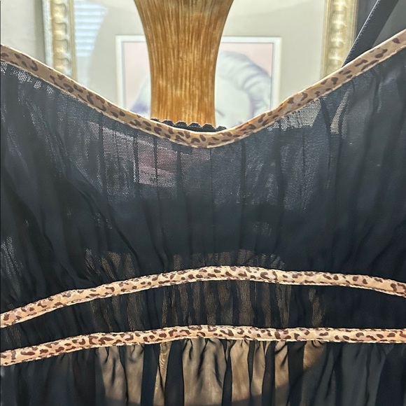 Victoria's Secret Black Sheer Camisole with Leopard Trim - Picture 3 of 10